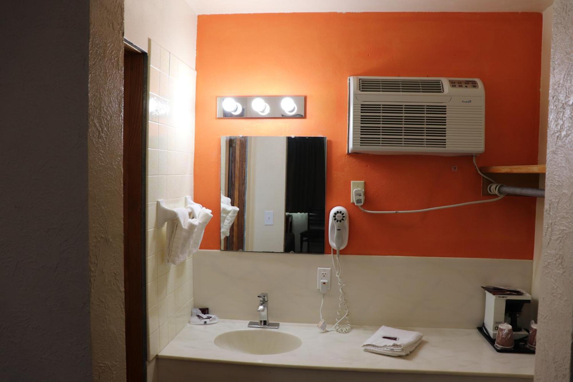 Best Nights Inn - Sparta Luaran gambar