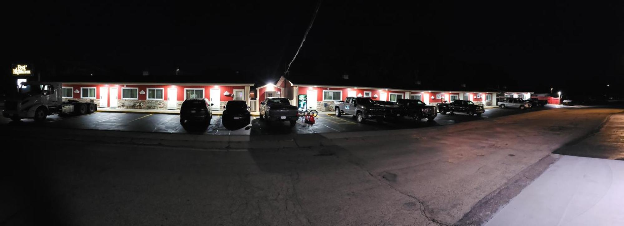 Best Nights Inn - Sparta Luaran gambar